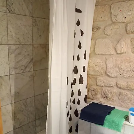 Proche Montmartre Apartament Paryż